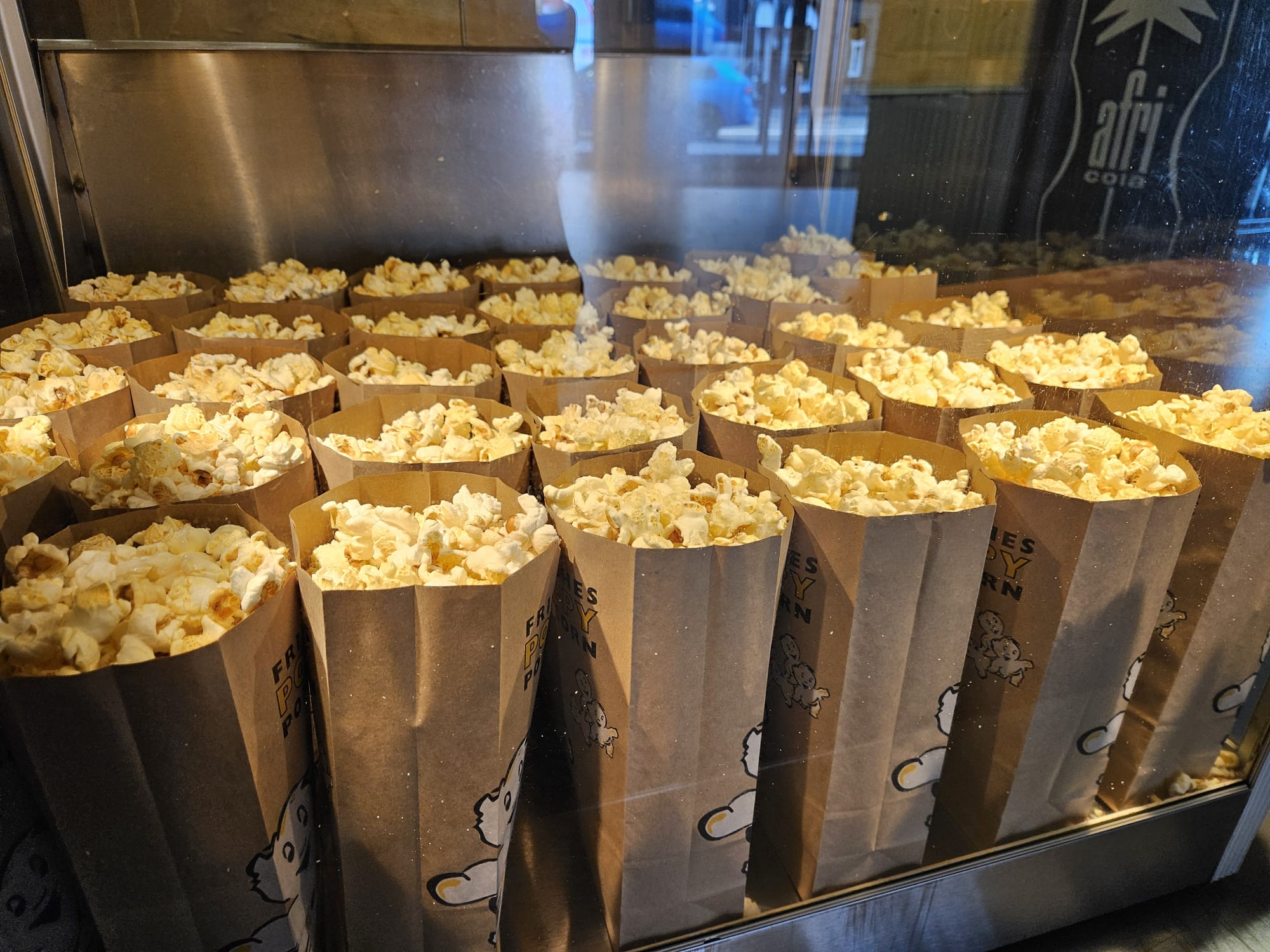 IMG-20260715-WA0001.jpg Popcorn und Getränk inklusive ;-)